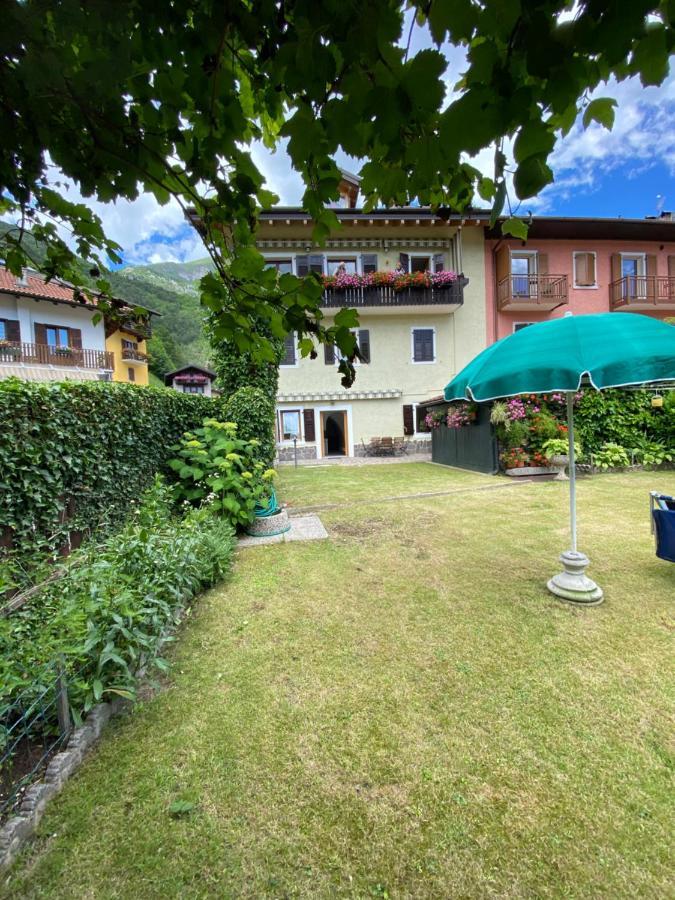 Appartamento Casa Nina Mezzolago Esterno foto