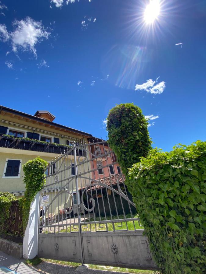 Appartamento Casa Nina Mezzolago Esterno foto